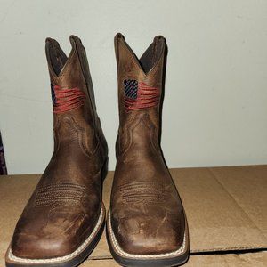 NEW ARIAT AMERICAN FLAG BOOTS KIDS BOYS SZ 5.5 Y COWBOY